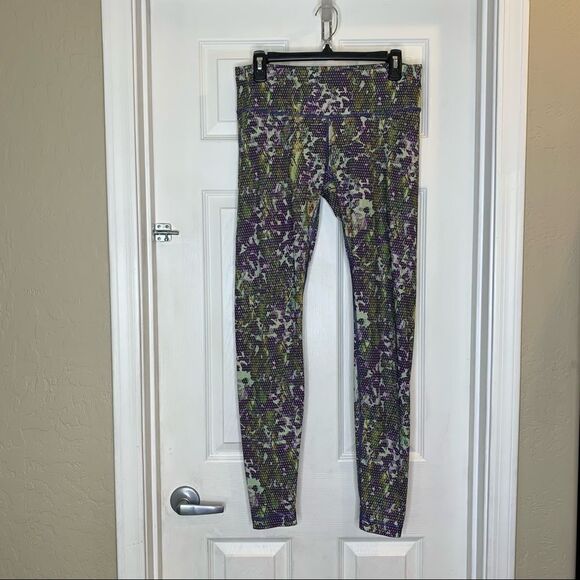 Lululemon Wunder Under Pant Full-On Luxtreme 
Floral Sports Backdrop Iris Flower - Picture 2 of 9
